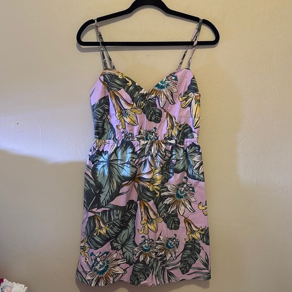 J. Crew Dresses & Skirts - J. Crew Pink Floral Mini Dress